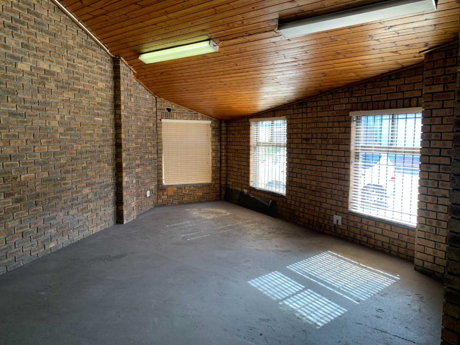 To Let commercial Property for Rent in Epping Industrial Western Cape